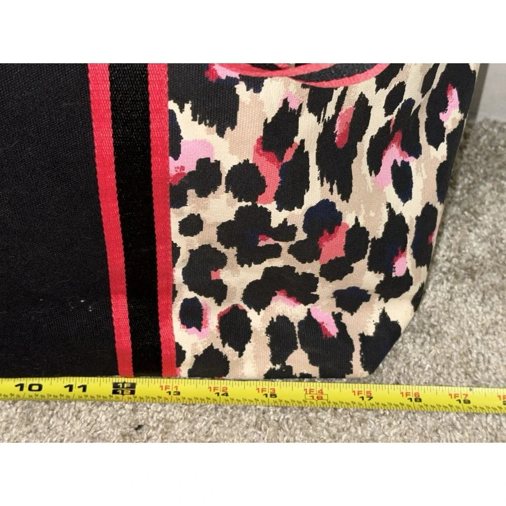 VICTORIAS SECRET WILD LEOPARD DUFFLE TOTE BAG WEEKENDER PURSE GYM BEACH